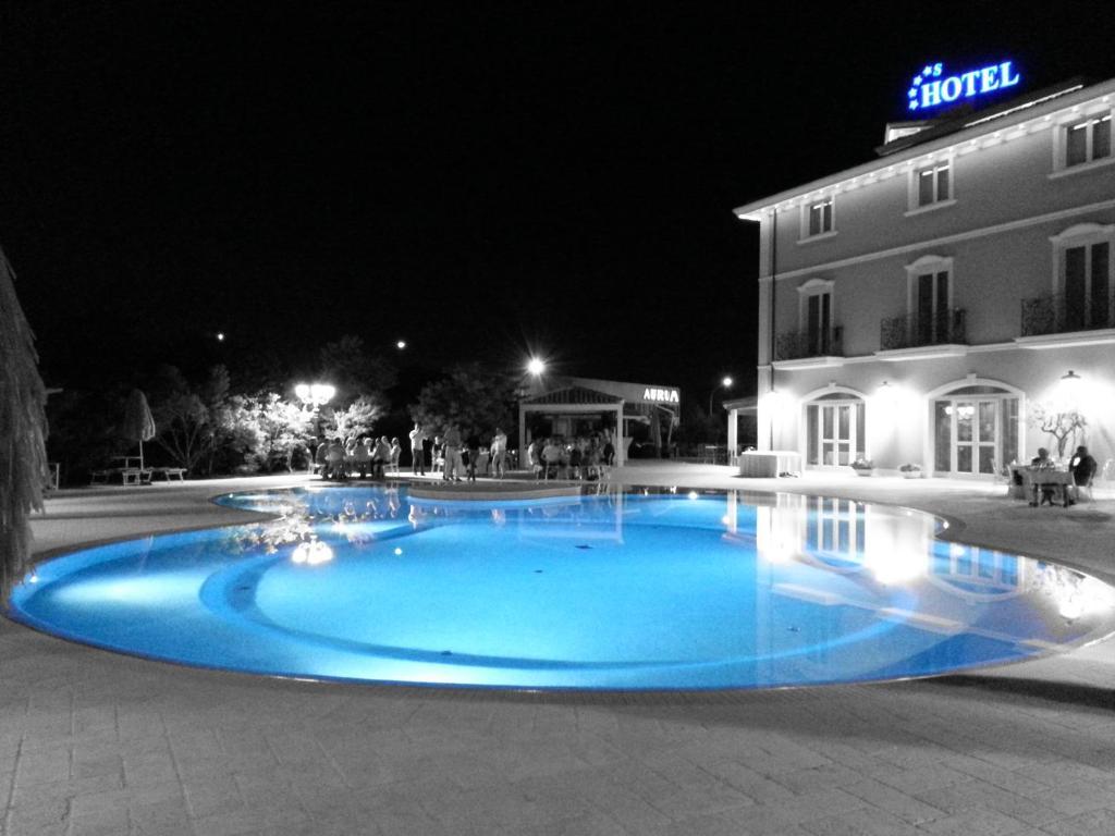 Hotel Villa Michelangelo Città Sant'Angelo Esterno foto