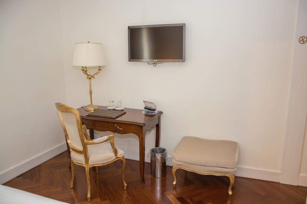 Hotel Villa Michelangelo Città Sant'Angelo Esterno foto